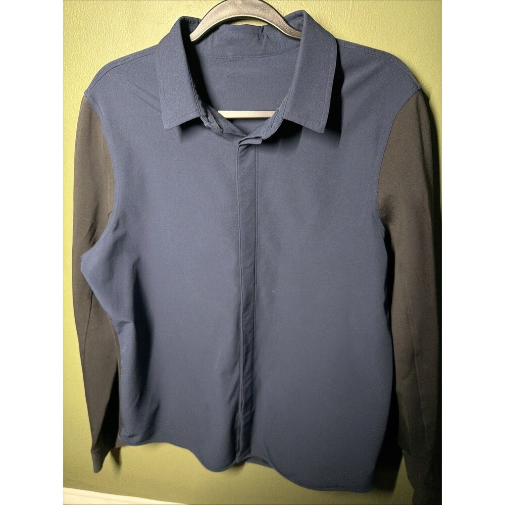 lululemon Commission Long Sleeve Button-Down – Warpstreme Two Tone Men’s Medium